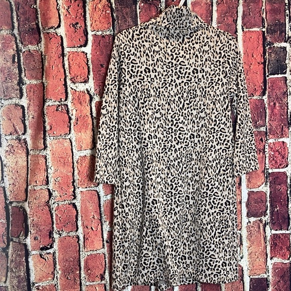 Tyler Boe KIM Cheetah Leopard Animal Print Cowl Neck Dress Small - Picture 3 of 11